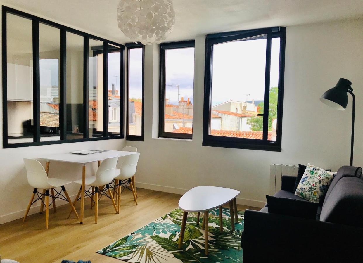Appartement Saint-Nicolas ラ・ロシェル エクステリア 写真